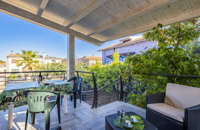 Holiday Home Appartamento LaTorre with Balcony, Terrace & Shared Garden