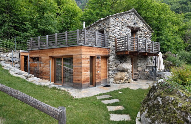 Holiday Home 'Bel Sass' with Mountain View, Private Terrace and Wi-Fi