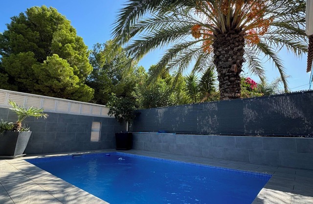 Holiday home "casa Ana" near the beach with pooln