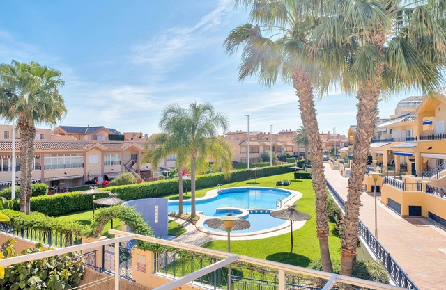 Holiday Home 'casa en la playa con piscina y terrazas n. Grande"
