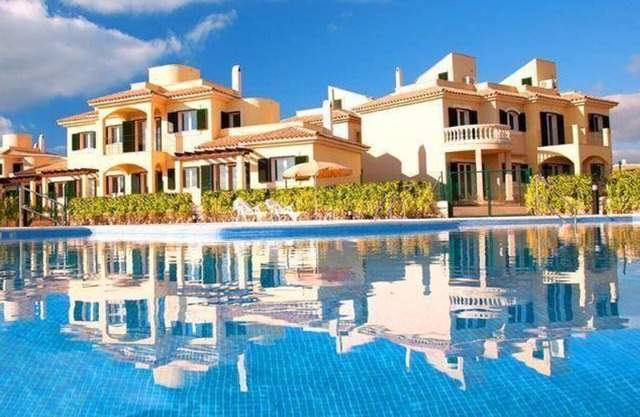 Holiday Home 'El Paraiso 37' with Sea View, Wi-Fi and Air Conditioning
