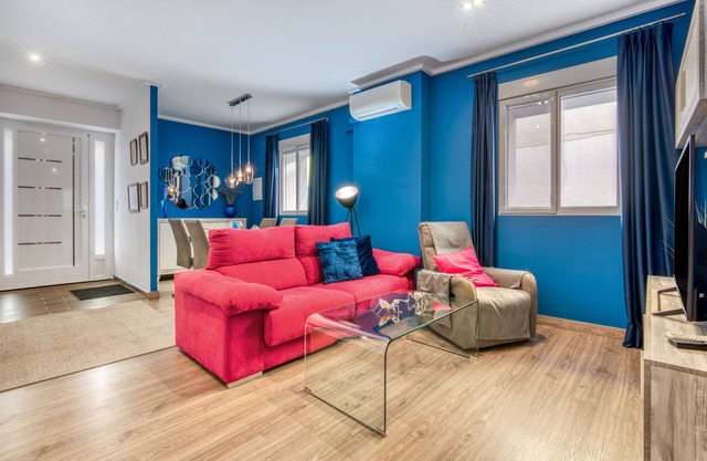 Holiday Home 'Entre Mar Y Montañas' with Mountain View, Wi-Fi and Air Conditioning