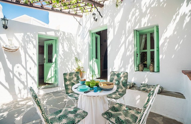Holiday Home 'Fedra's Traditional House' with Terrace, Garden & Wi-Fi