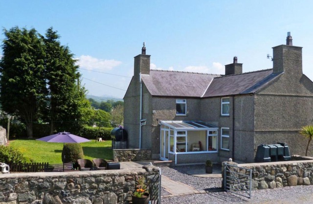 Holiday Home Ffermdy'r Bont by Interhome