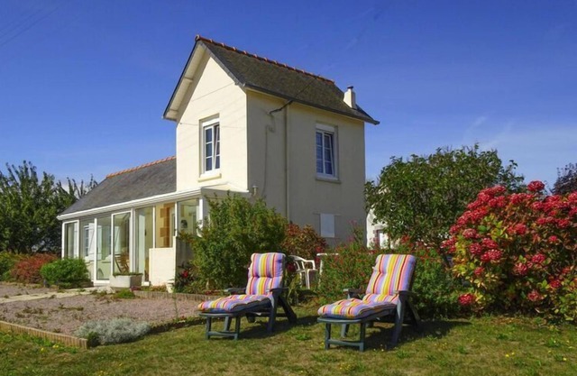 Holiday Home in Pléneuf near Sandy Beaches