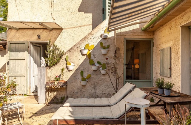 Holiday Home 'Il Pescino' with Private Terrace and Wi-Fi