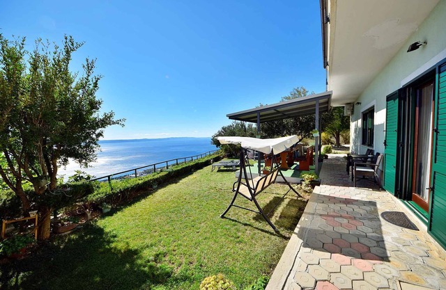 Holiday home in a quiet location with panoramic view