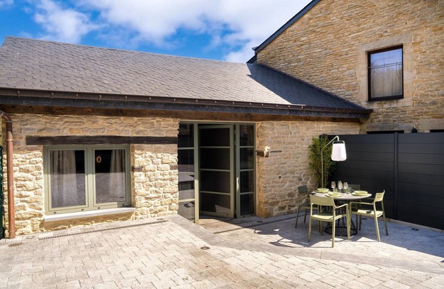 Holiday Home in Sainte-Cécile with Sauna