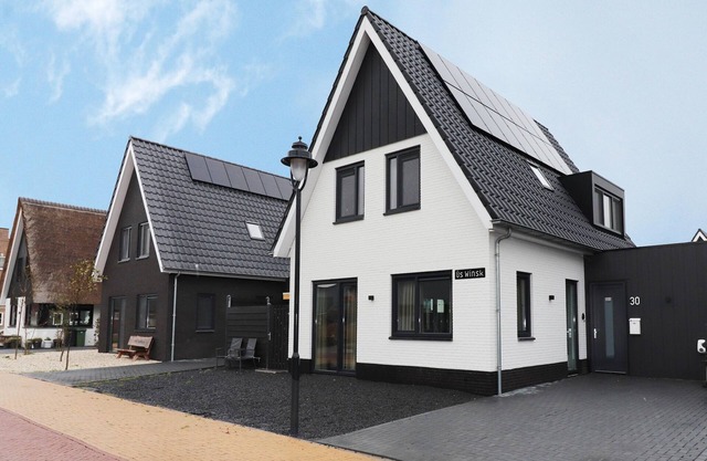 Holiday Home in Stavoren with Jetty