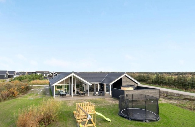 Holiday Home Klement - 800m from the sea in NW Jutland by Interhome