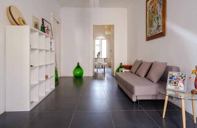 Holiday Home La Lanterna with Garden, Terrace & Wi-Fi