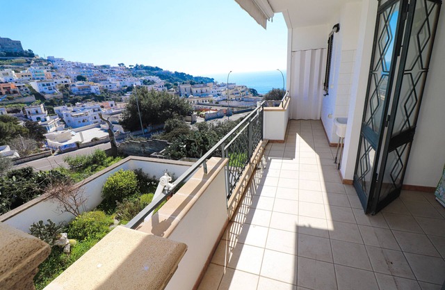 Holiday Home 'La Perla A Castro' with Private Terrace, Balcony and Air Conditioning