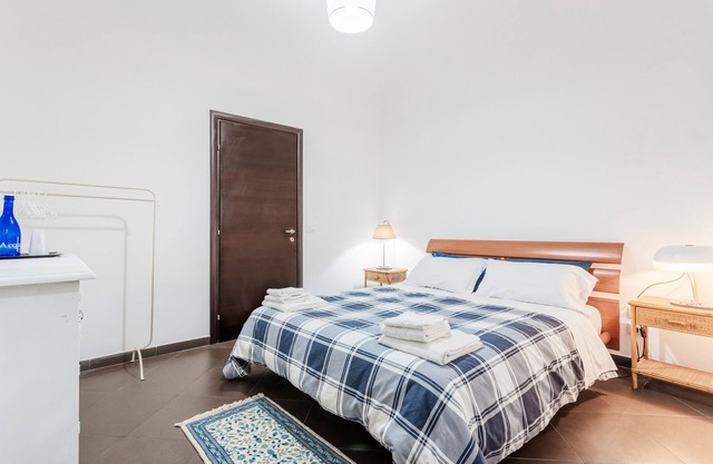 Holiday Home 'Lulù Palermo' with Balcony, Wi-Fi and Air Conditioning
