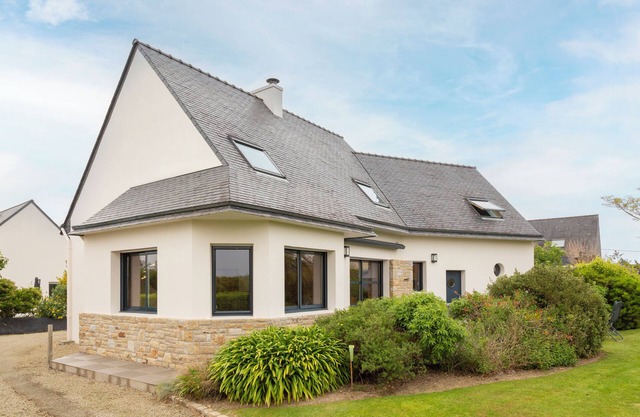Holiday Home 'Lumineuse 1km De La Plage' with Private Terrace, Private Garden and Wi-Fi