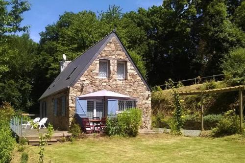 Holiday Home near Rosa Granite Coast Beaches