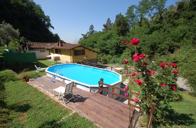 Holiday home on the hills of Val di Nievole between Lucca, Pistoia and Montecatini, private pool