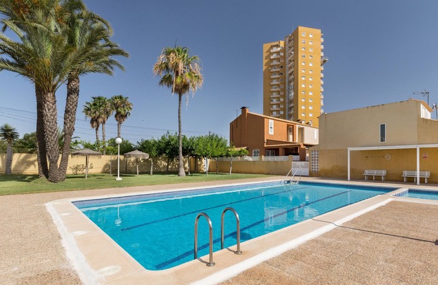 Holiday Home 'Paraiso En Mar De Cristal Mar Menor' with Shared Pool, Wi-Fi and Air Conditioning