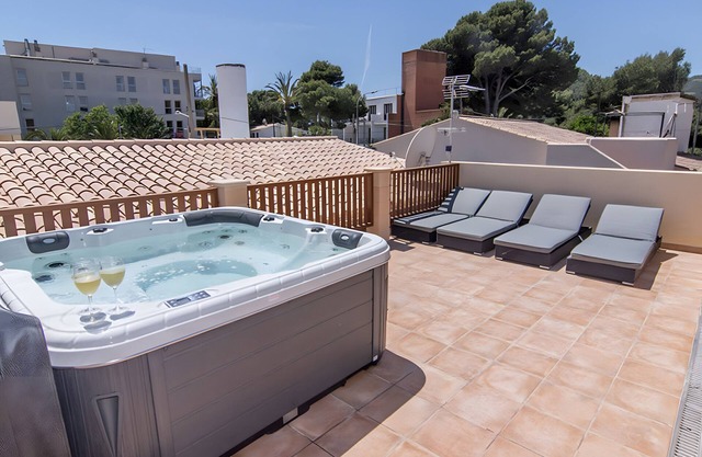 Holiday Home 'Pescadores' with Sea View, Private Terrace and Air Conditioning