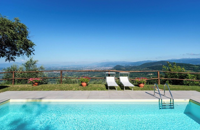 Holiday Home 'Podere Calistri' with Mountain View, Wi-Fi and Air Conditioning