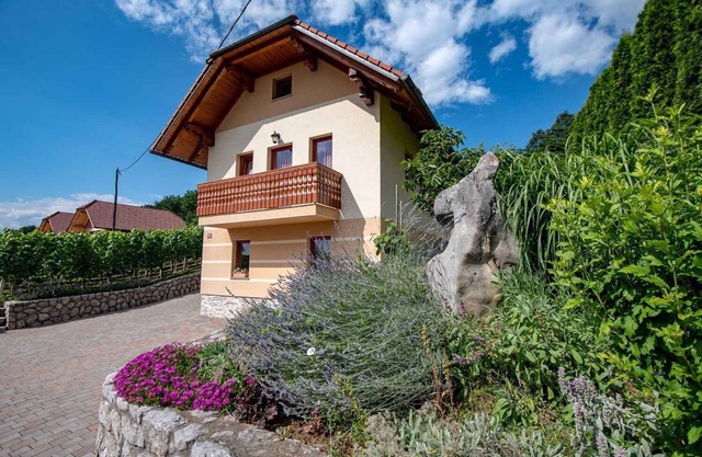 Holiday home with grill possibility, quiet area