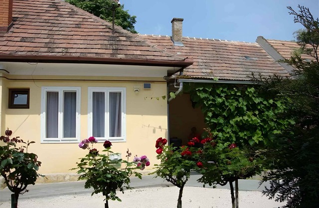 Holiday home with a covered terrace in the center