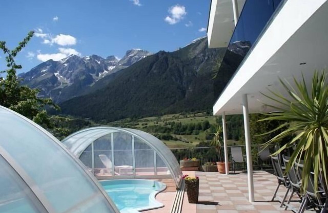 Holiday house Stanz bei Landeck for 1 - 12 persons with 5 bedrooms - Holiday apartment in one or mul