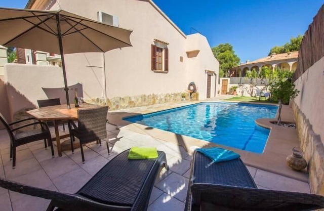 Holiday house Cala Ratjada for 1 - 6 persons with 3 bedrooms - Holiday home