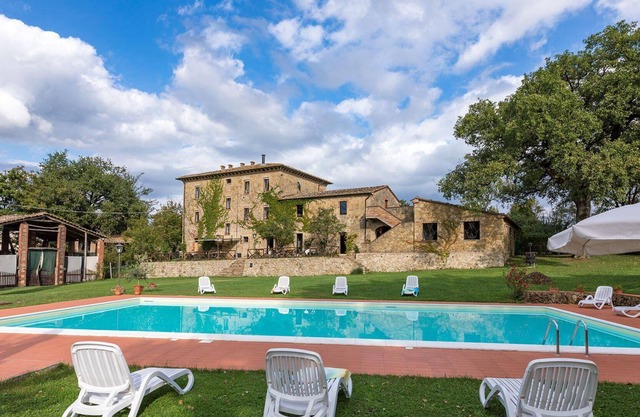 Holiday house Chiusdino for 1 - 12 persons with 4 bedrooms - Holiday home