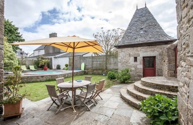 Holiday house Cléder for 1 - 6 persons with 3 bedrooms - Holiday home
