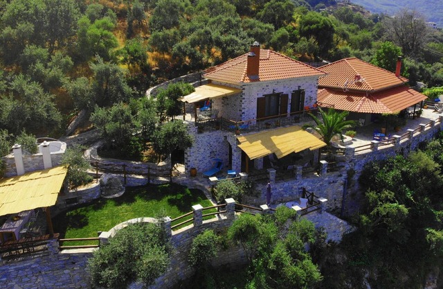 Holiday house Agios Ioannis for 1 - 6 persons with 2 bedrooms - Twin house