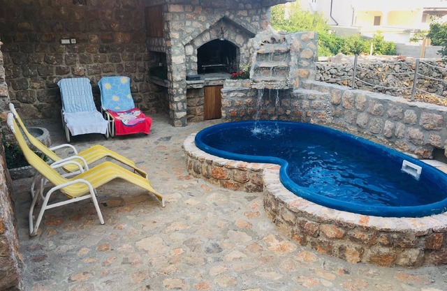 Holiday house Karlobag for 1 - 12 persons with 4 bedrooms - Holiday home