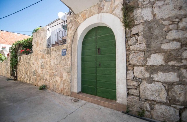 Holiday house Murter (Ort) for 1 - 6 persons with 2 bedrooms - Row house