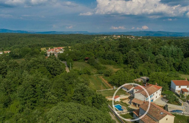 Holiday House Natura - pure relaxation for six guests with a private pool