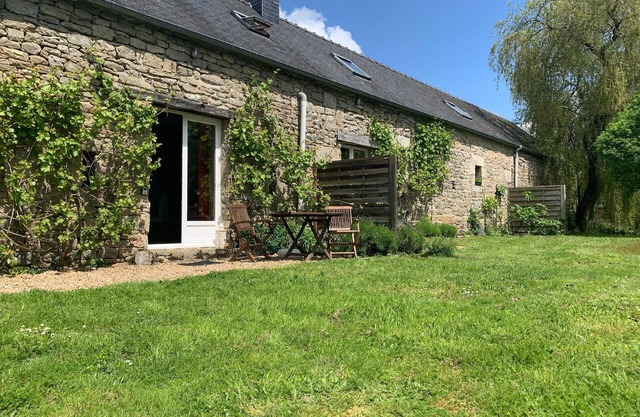 Holiday house Plounérin for 1 - 2 persons with 1 bedroom - Row house