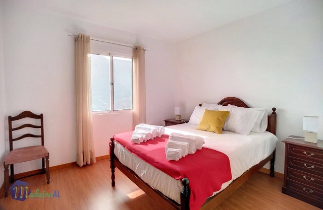 Holiday house Porto da Cruz for 1 - 4 persons with 2 bedrooms - Row house