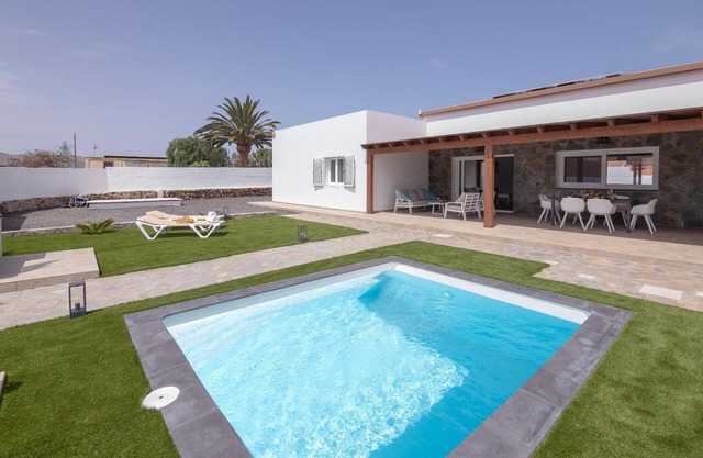 Holiday house Villaverde for 1 - 4 persons with 2 bedrooms - Row house