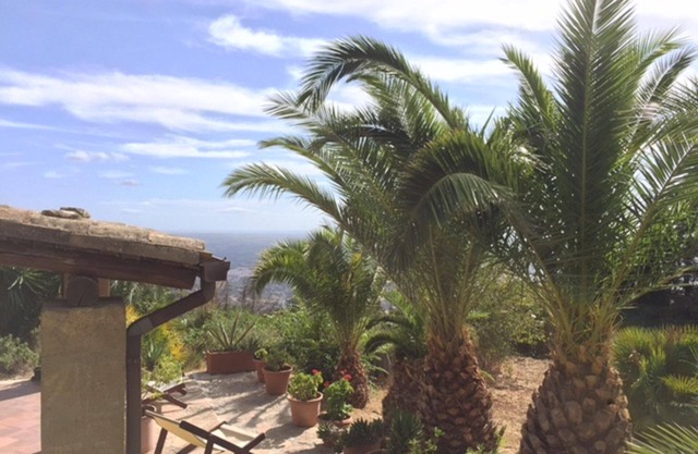 Holiday House with Panoramic View