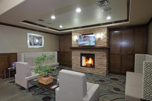 Holiday Inn Express Hotel & Suites Vernon by IHG
