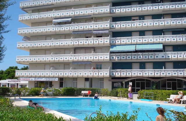 Holiday apartment mit Pool