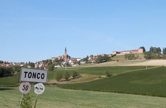 Holiday Monferrato - LE GINESTRE - WI-FI AND PARKING FREE