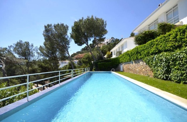 Holiday rental semidetached with swimming pool in Begur, Sa Tuna