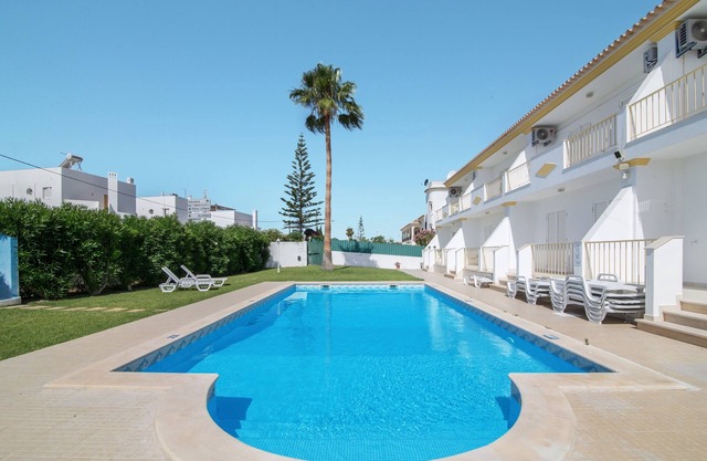 Holiday Villa "Villa Sunshine" with Pool, Garden, Terrace, Mountain View and Wi-Fi