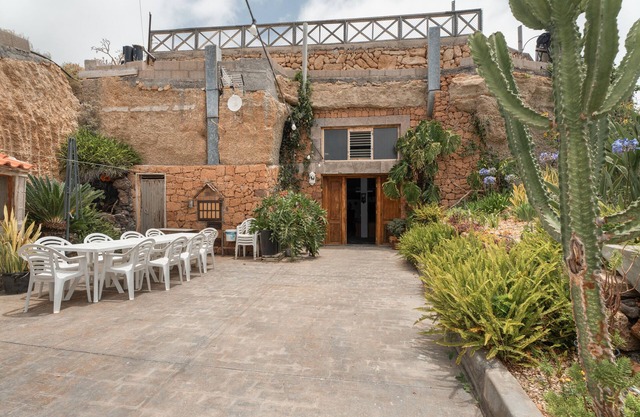 Holidays at 'Casa Cueva Anajos' with Sea Views, Shared Terrace and Private Garden