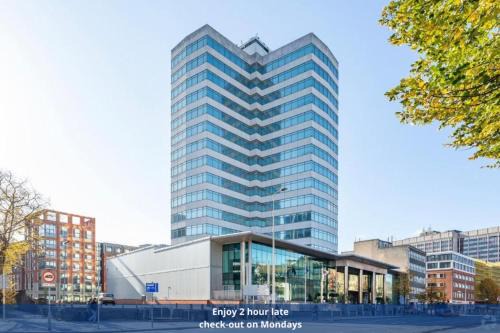 Holland House Hotel Cardiff By Sunday