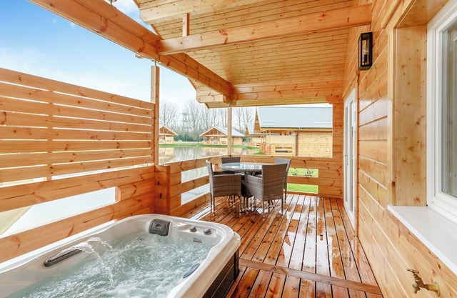 Holly Tree Lodge Accessible