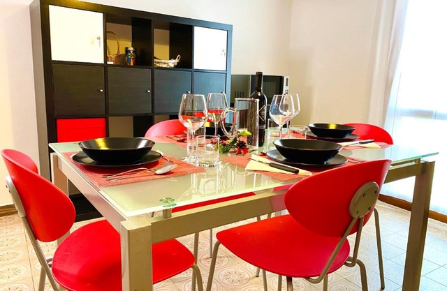HOME - Alessandra Holiday House