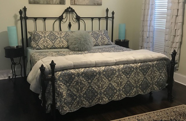 Home Away from Home King Suite