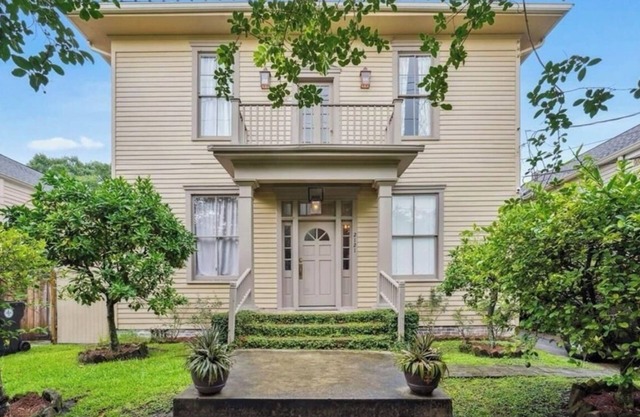Home away from home - Uptown, New Orleans