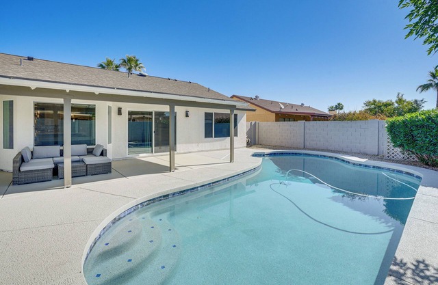 Home Near Spring Training & State Farm Stadium!