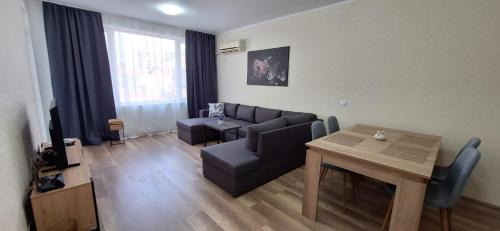 Home VIZA - 2